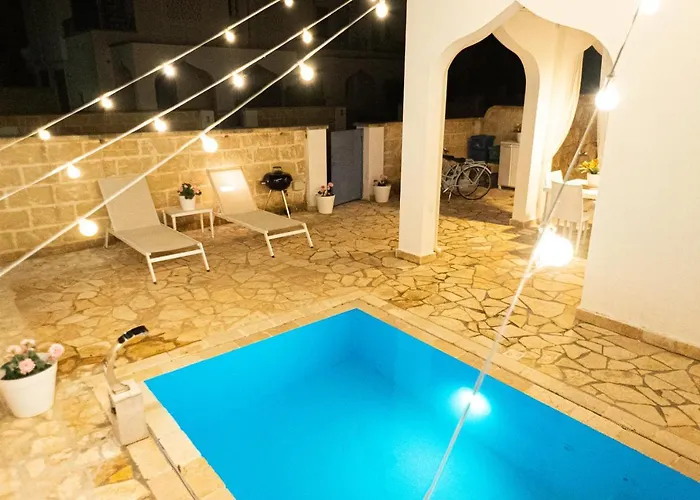 别墅 Teresa Elegant & Relaxing With Private Hydro Pool 托雷拉皮罗